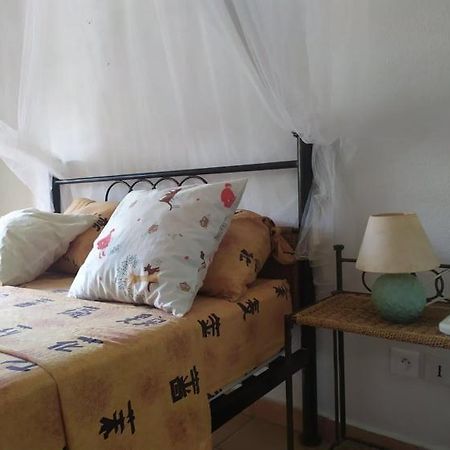 Charmant Appartement En Bord De Mer Avec Piscine Gourbeyre Экстерьер фото