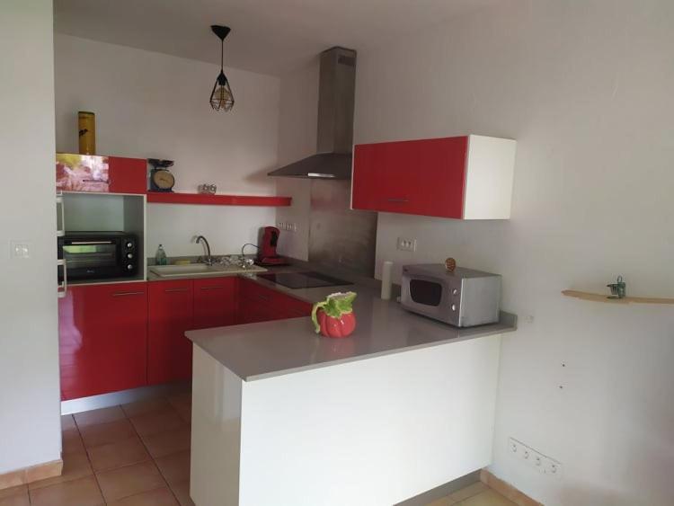 Charmant Appartement En Bord De Mer Avec Piscine Gourbeyre Экстерьер фото
